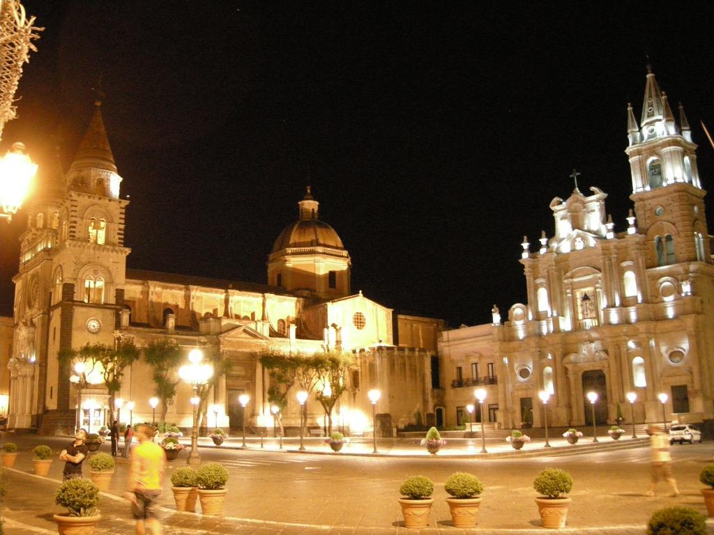 Casa Vacanze Prato Verde Zafferana Etnea Ngoại thất bức ảnh